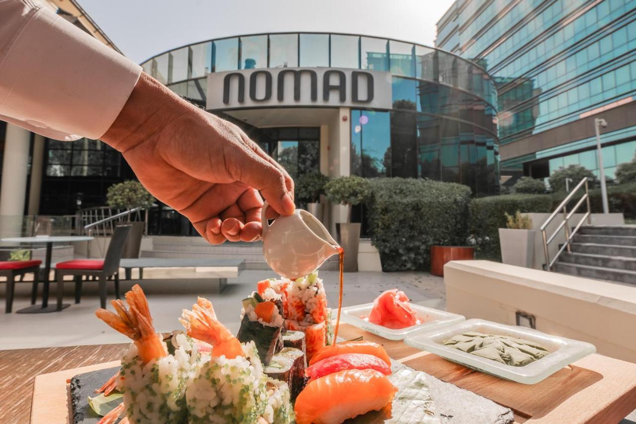 Jumeirah Creekside Dubai Esterno foto Nomad