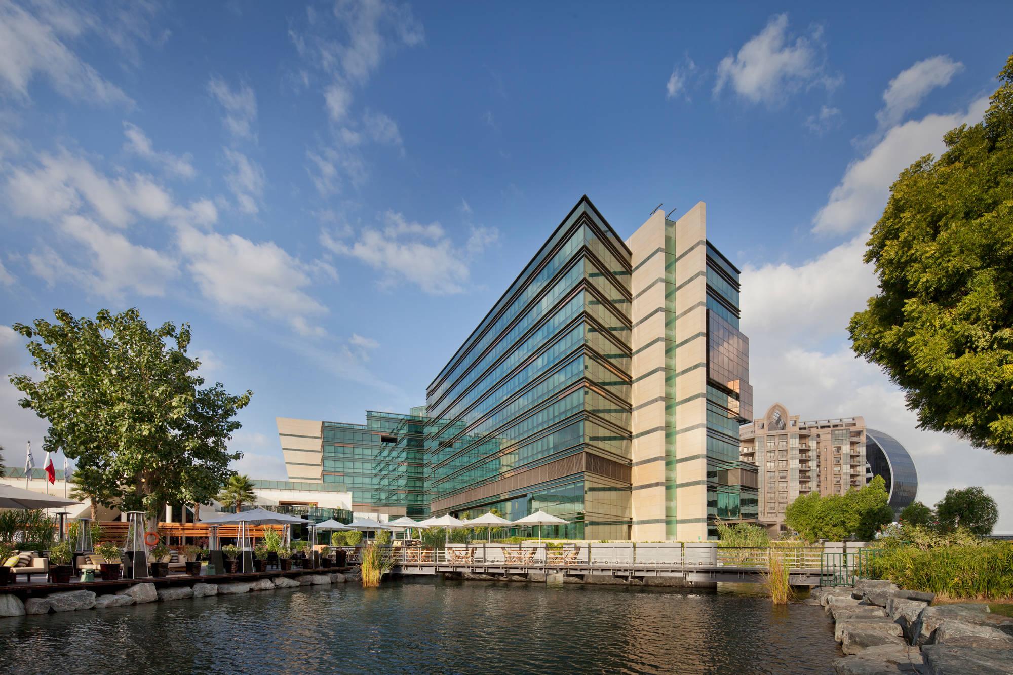 Jumeirah Creekside Dubai Esterno foto The new building of the University Hospital of Leuven